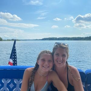 Meet your Posher, Jessica